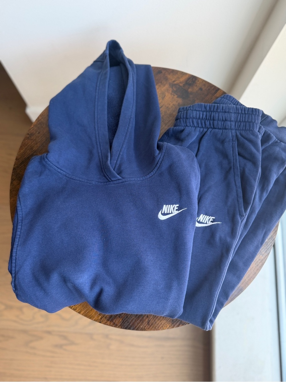 Nike Boys L Navy Fleece Hoodie & Jogger Sweatsuit 2 Piece Set - Picture 2 of 5